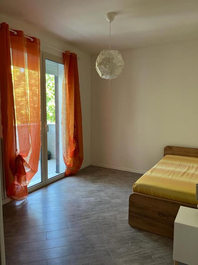 Appartamento Hogar Mami Rimini Esterno foto